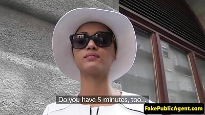 Močiutė pakliuvo, o jos senas šipulis myli savo jauną penį