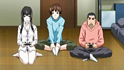 Įspūdinga brunetė jauniklė Cali Hayes, čiulpia didelį pekerį POV