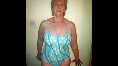 Meilė juodiems gaidžiams priverčia italę brunetę apgauti vyrą