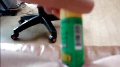 Grupė patinų atvyksta į elitinį viešnamį pasilinksminti su karštais jaunikliais